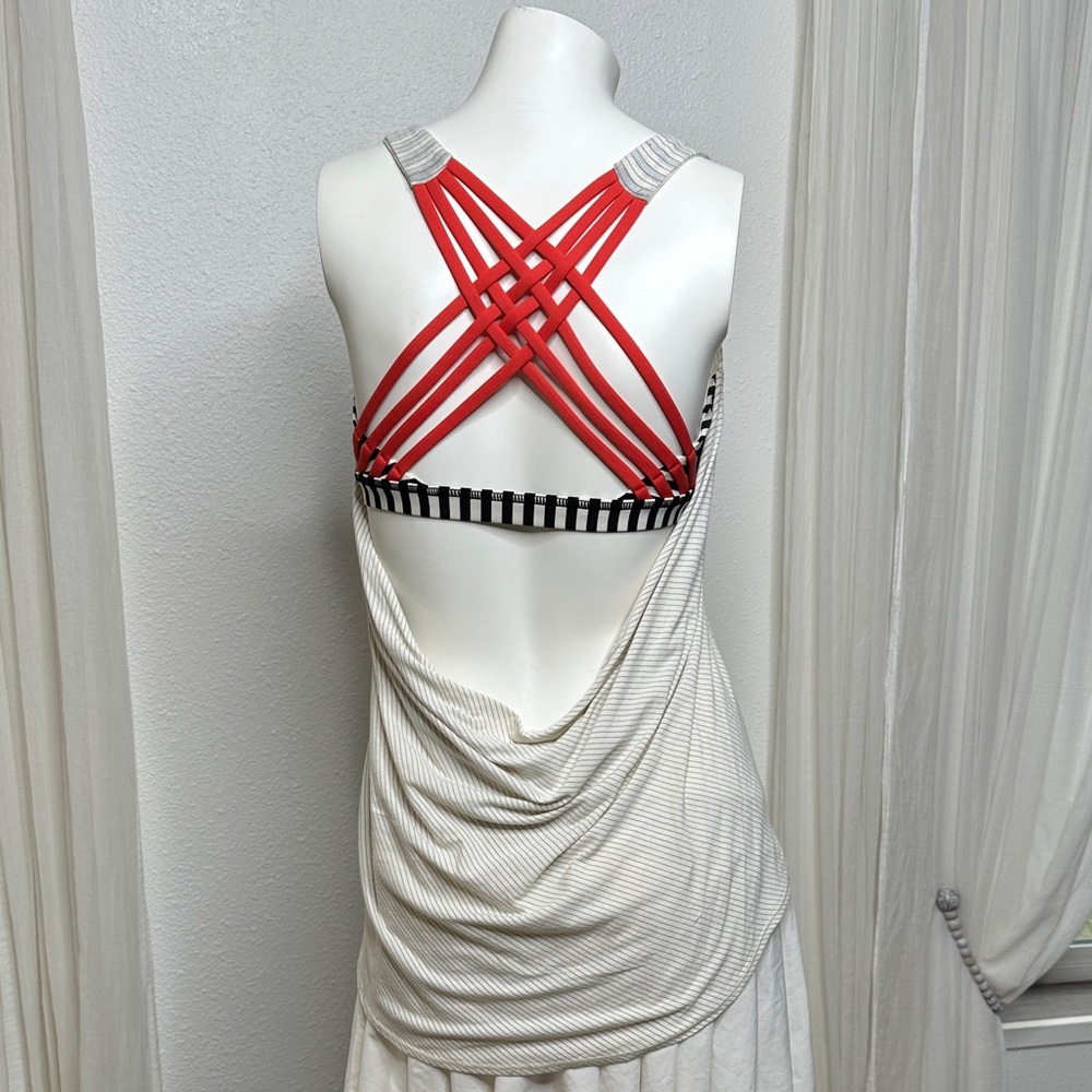Lululemon WILD Tank Strappy Back Orange Black White Size 6 Built-In Bra - Picture 2 of 14